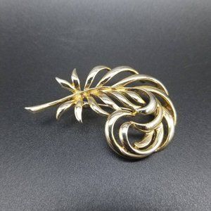 Vintage Leaf Brooch